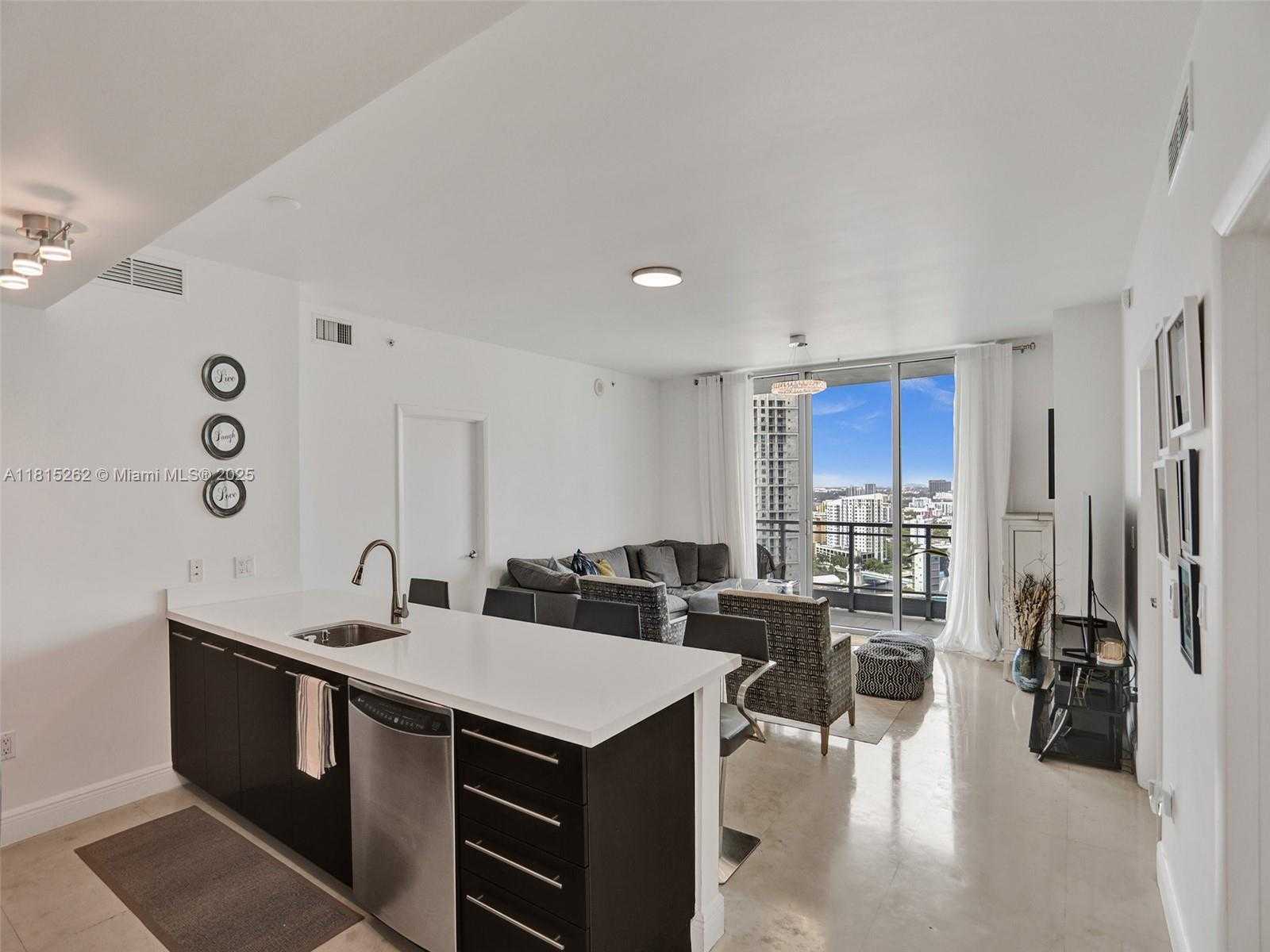 Small Image of 90 SOUTH WEST 3RD ST #2809, Miami Number 10