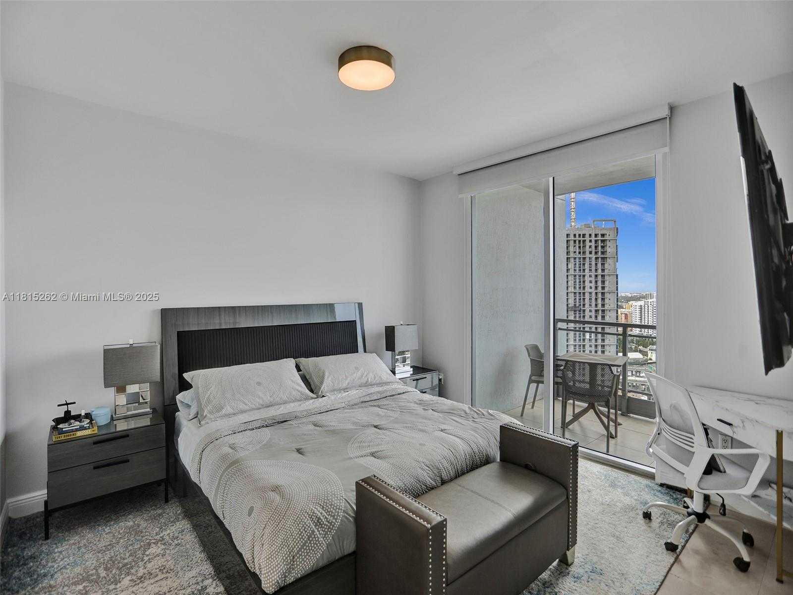 Small Image of 90 SOUTH WEST 3RD ST #2809, Miami Number 17