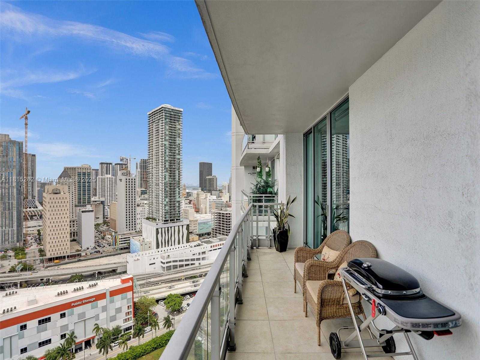 Small Image of 90 SOUTH WEST 3RD ST #2809, Miami Number 28
