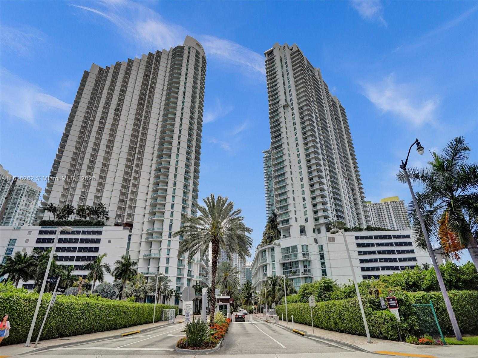 Small Image of 90 SOUTH WEST 3RD ST #2809, Miami Number 3