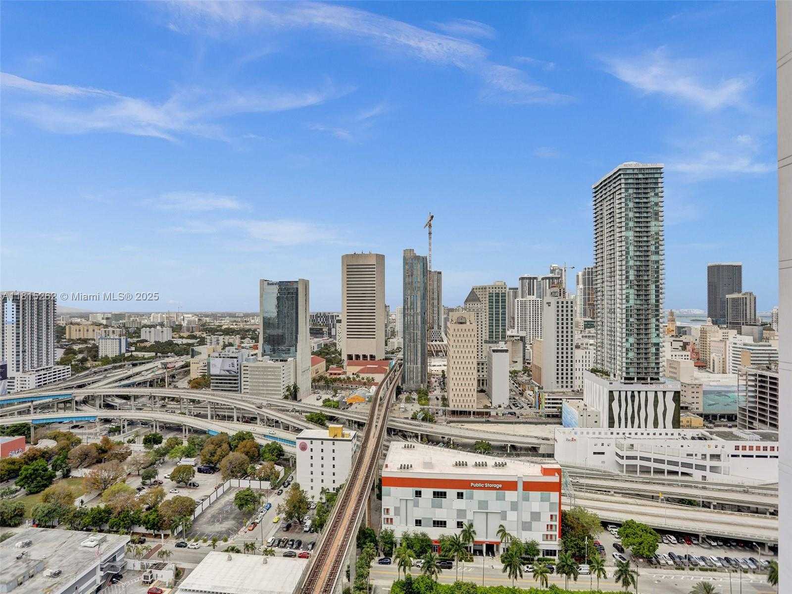 Small Image of 90 SOUTH WEST 3RD ST #2809, Miami Number 36