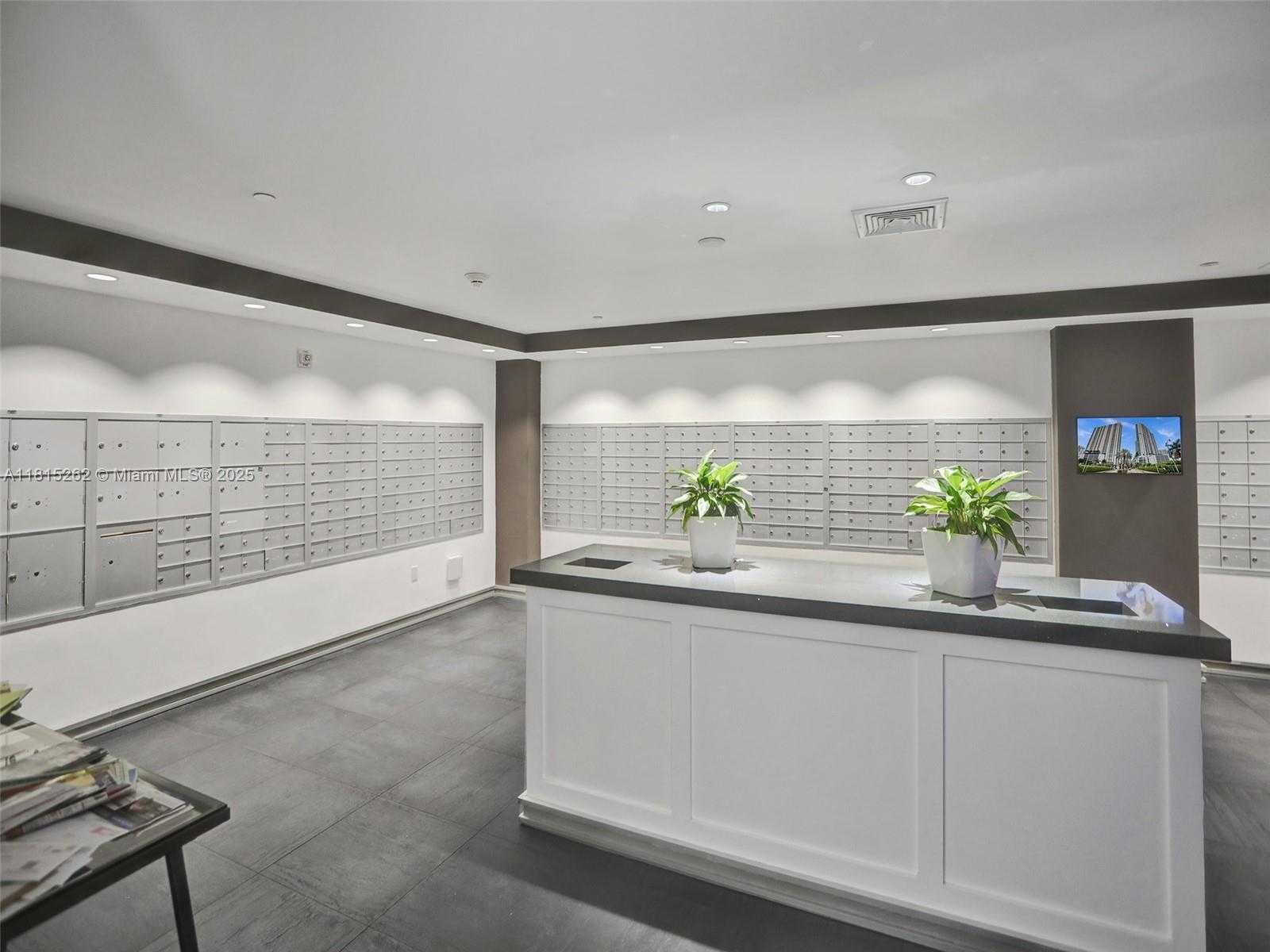 Small Image of 90 SOUTH WEST 3RD ST #2809, Miami Number 41