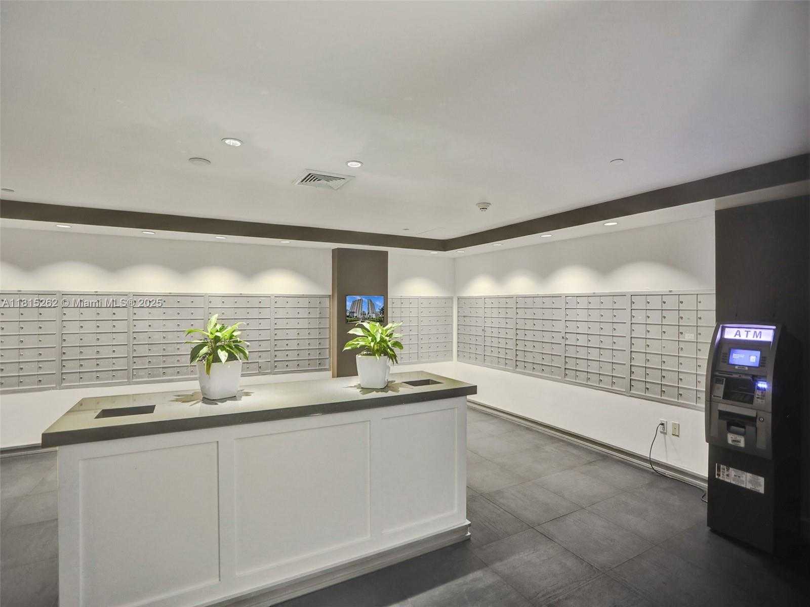 Small Image of 90 SOUTH WEST 3RD ST #2809, Miami Number 42