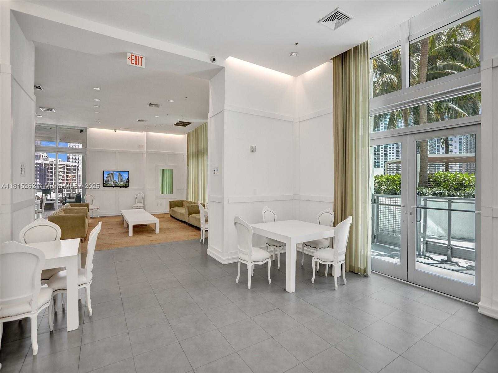 Small Image of 90 SOUTH WEST 3RD ST #2809, Miami Number 48