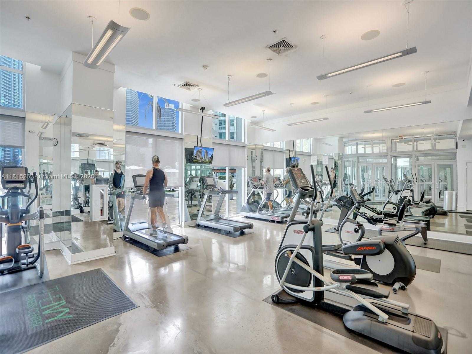 Small Image of 90 SOUTH WEST 3RD ST #2809, Miami Number 58