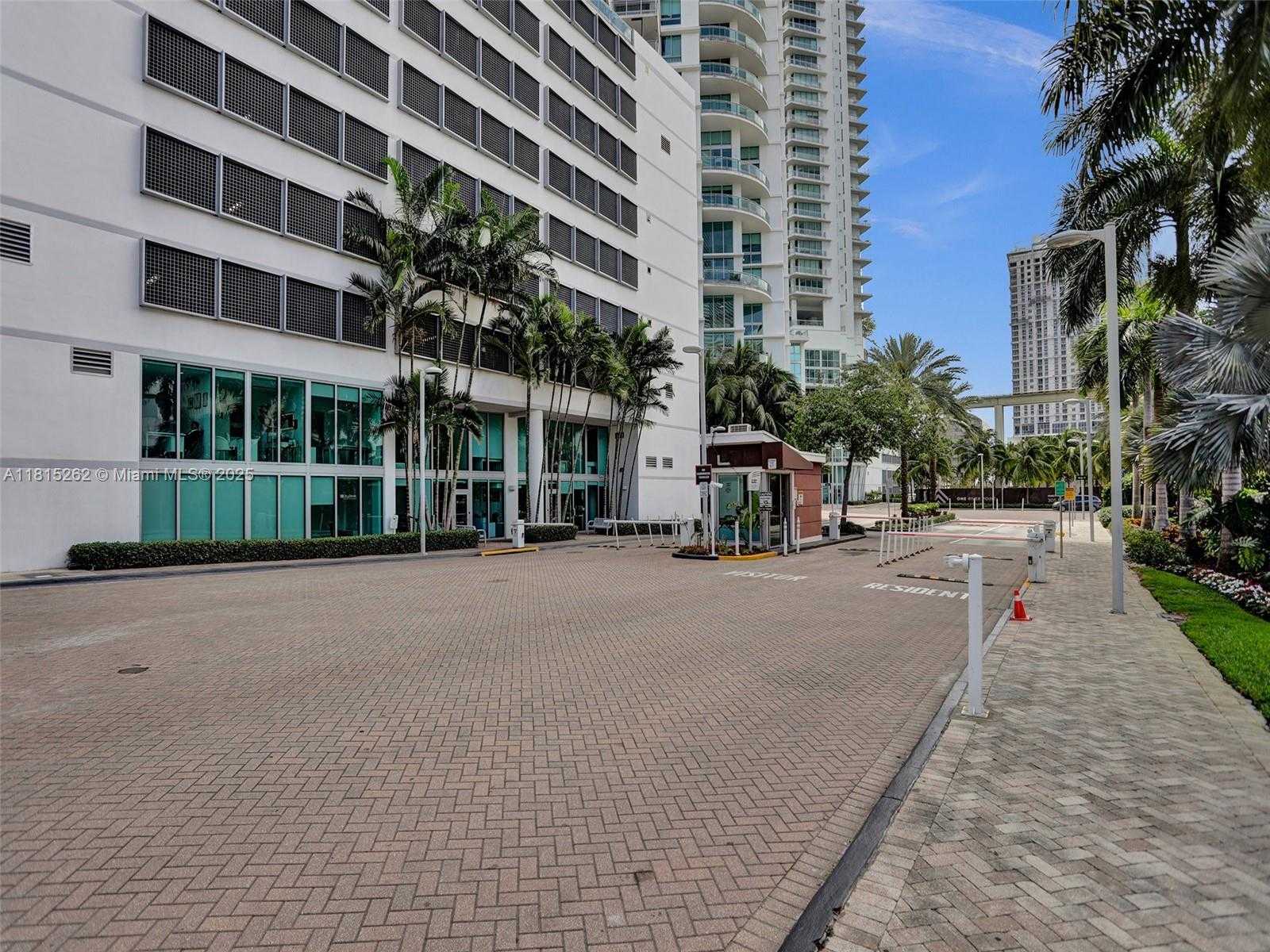 Small Image of 90 SOUTH WEST 3RD ST #2809, Miami Number 67