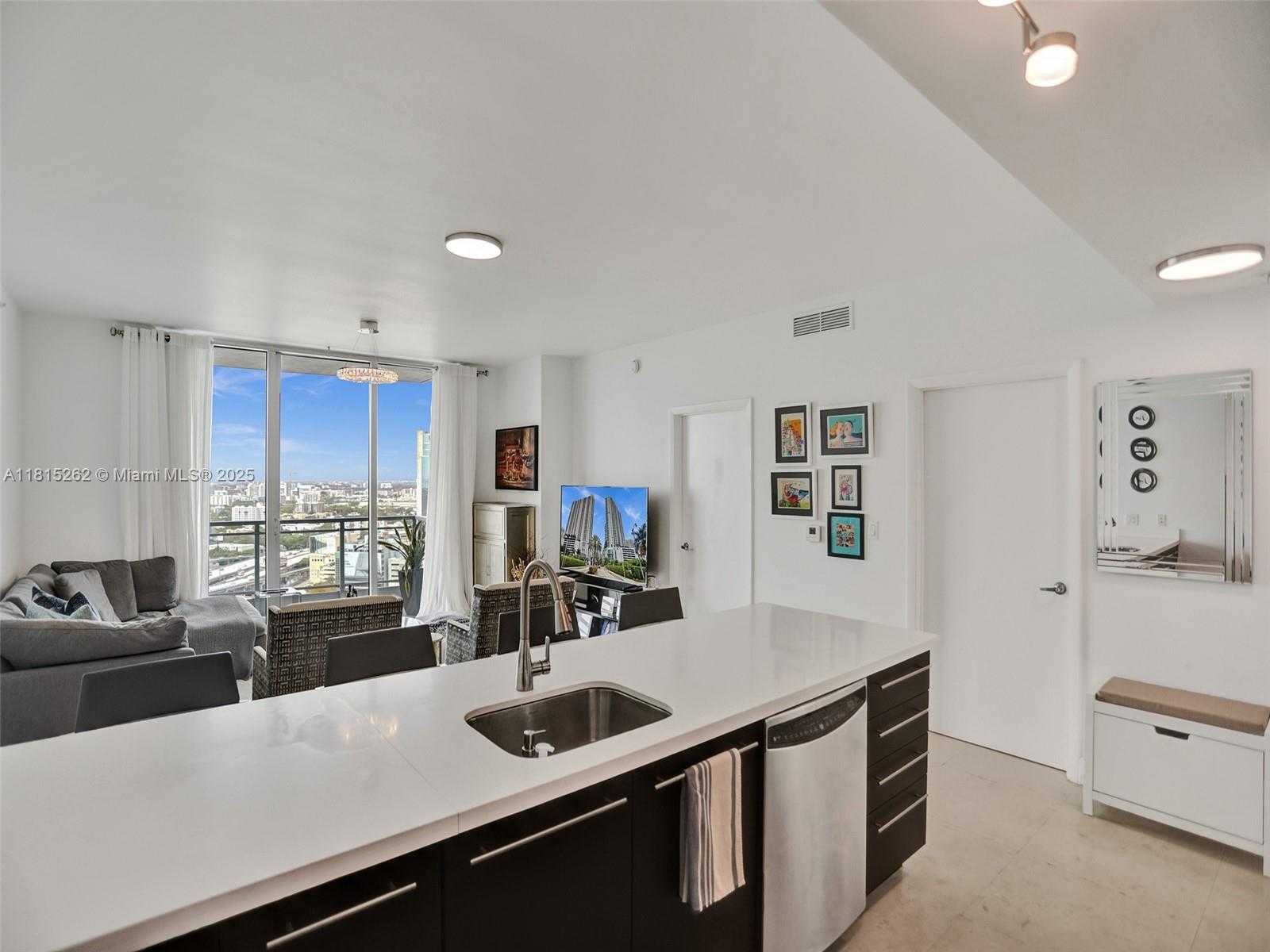Small Image of 90 SOUTH WEST 3RD ST #2809, Miami Number 9