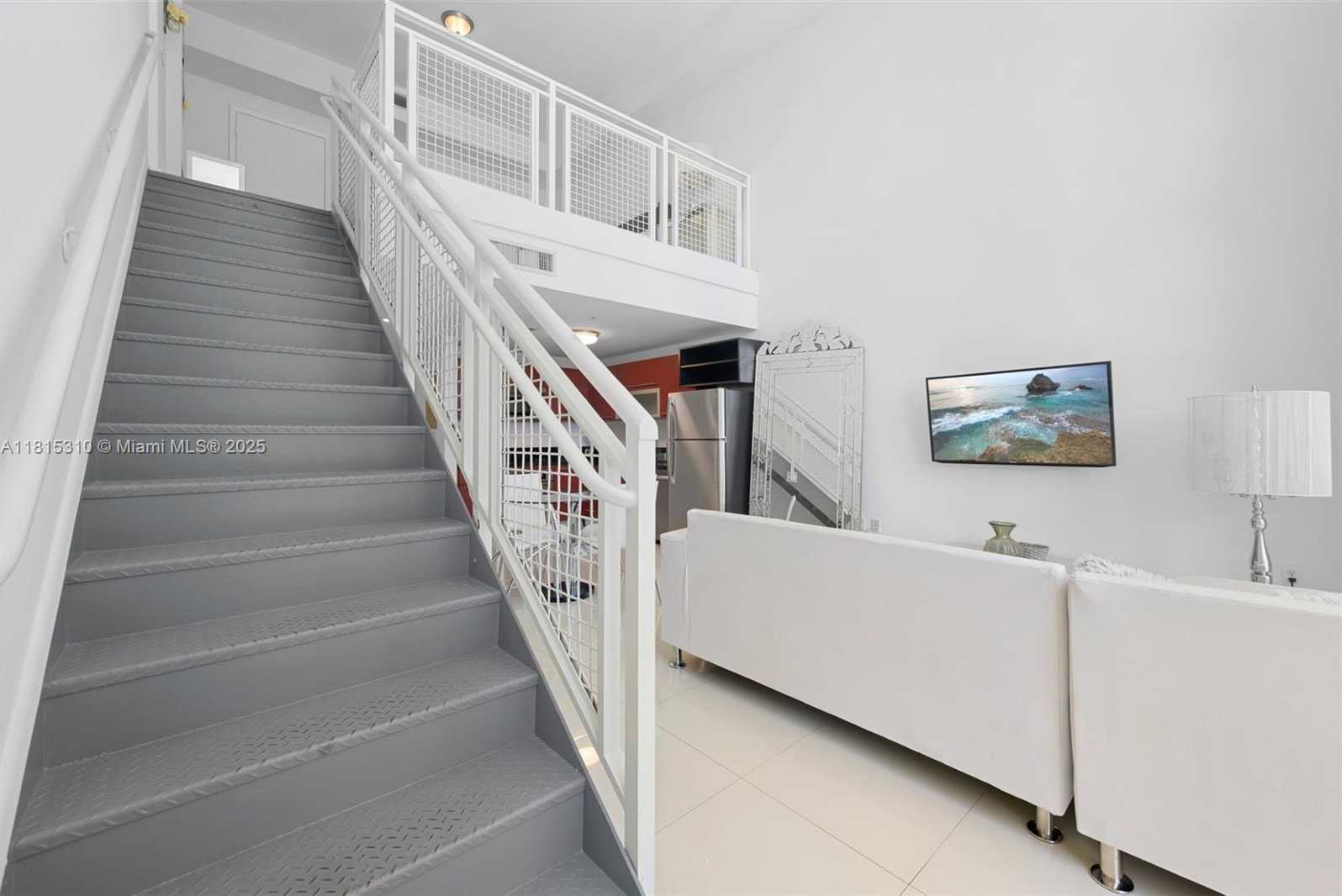 Small Image of 244 BISCAYNE BLVD #451, Miami Number 8