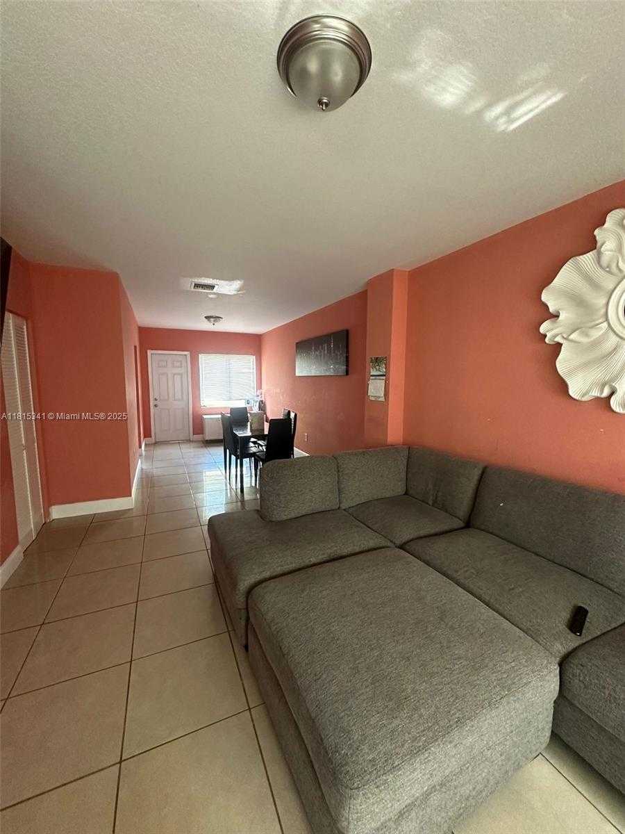 Small Image of Miami Number 2
