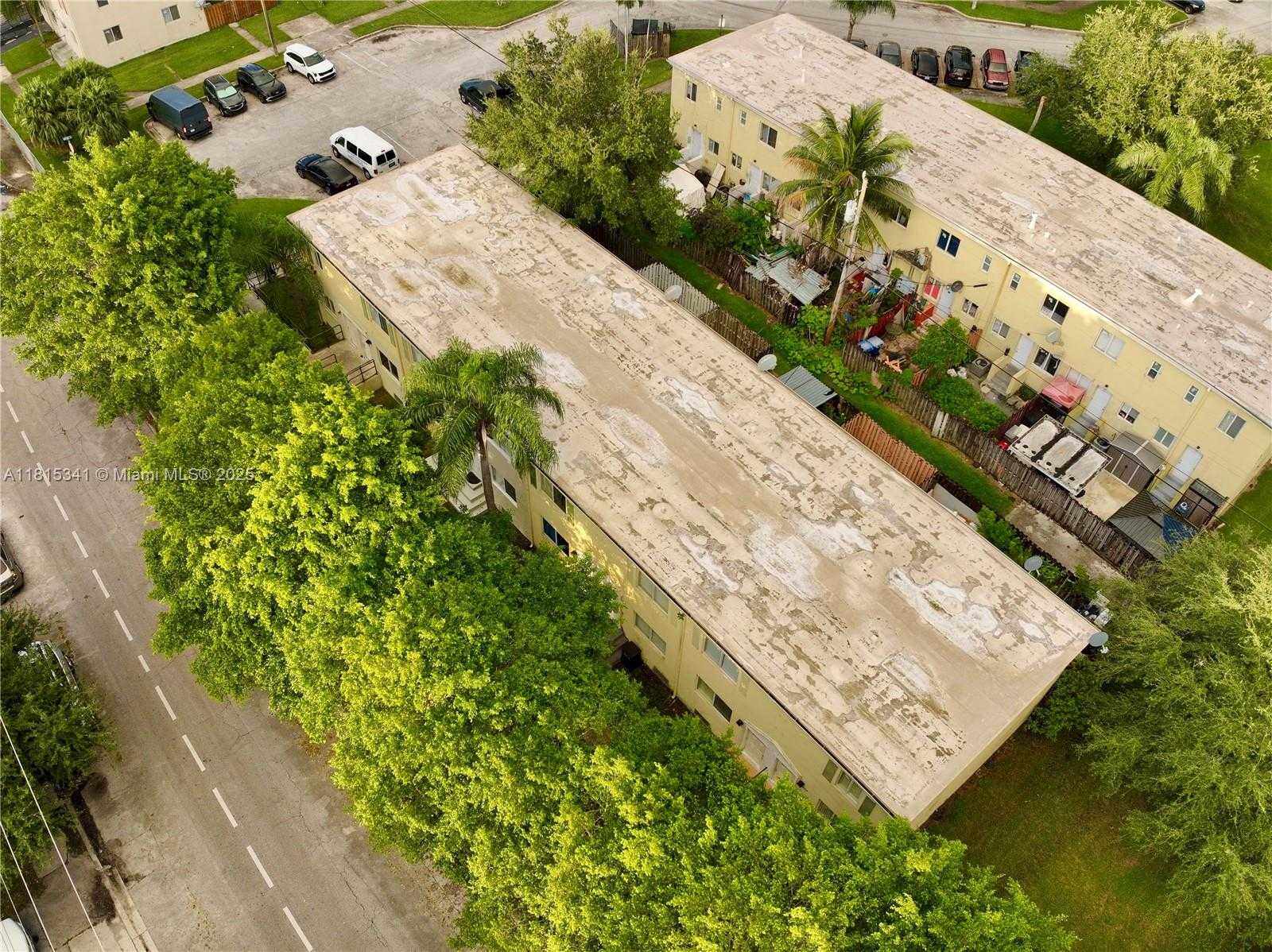 Small Image of 8319 NORTH WEST 5TH AVE #8319, Miami Number 26