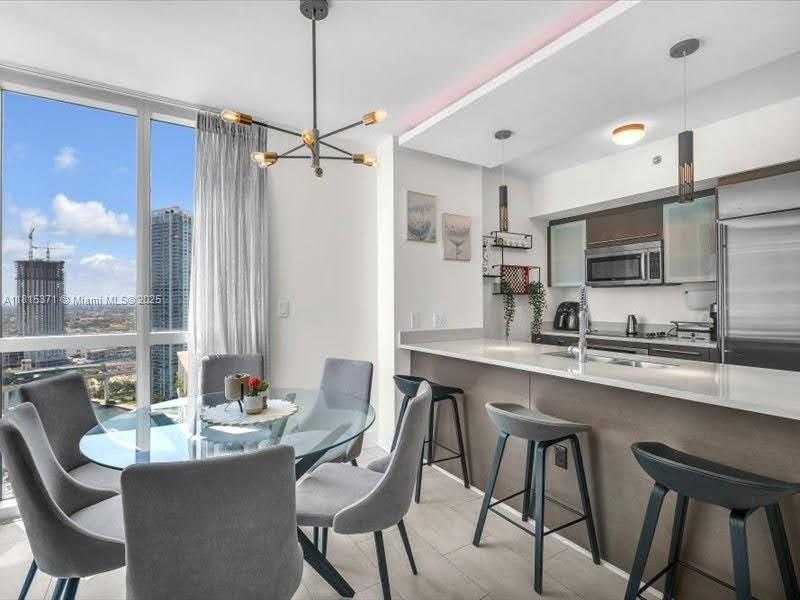 Small Image of 55 SOUTH EAST 6TH ST #2902, Miami Number 12