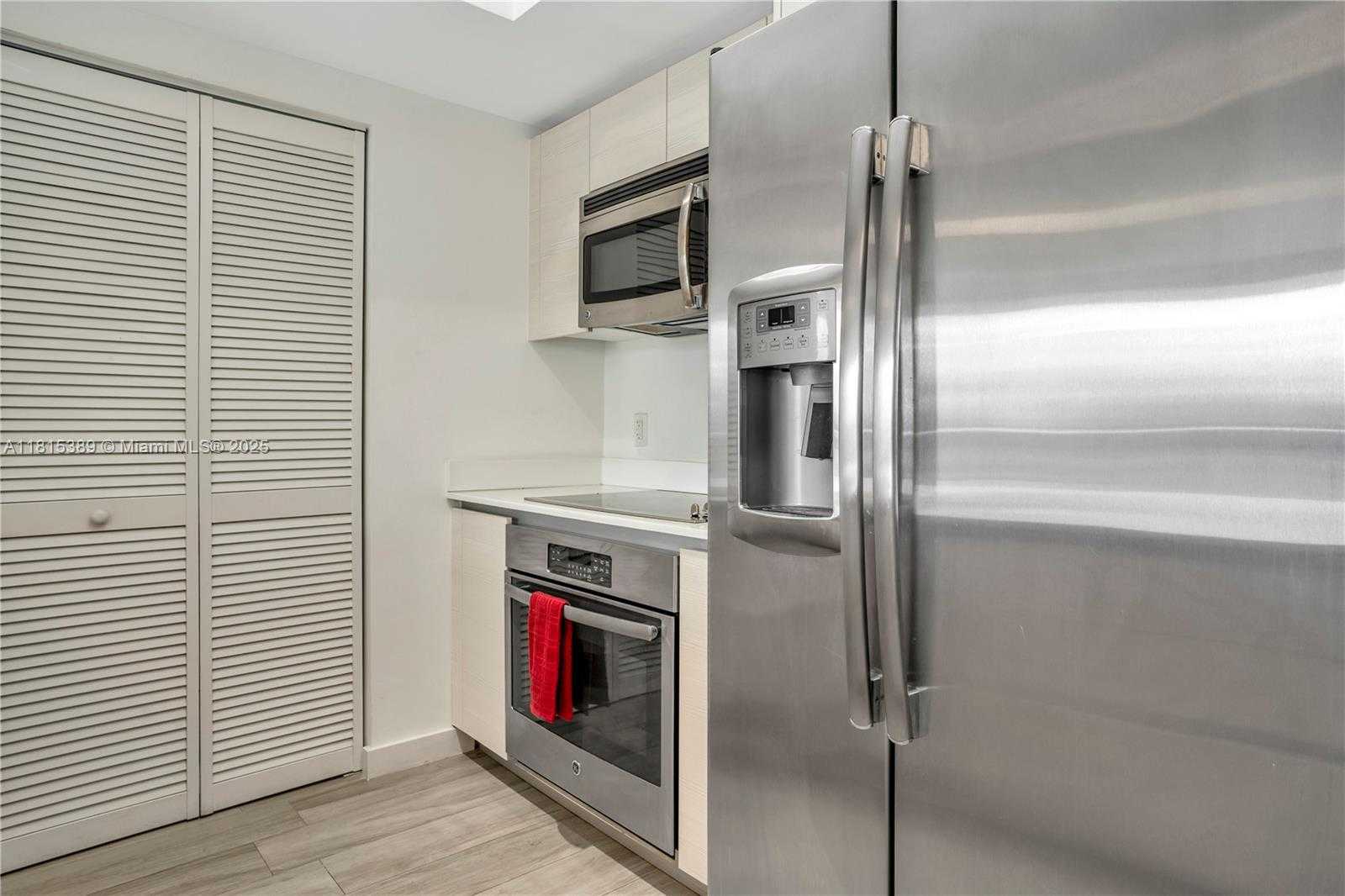 Small Image of 4250 BISCAYNE BLVD #1116, Miami Number 15