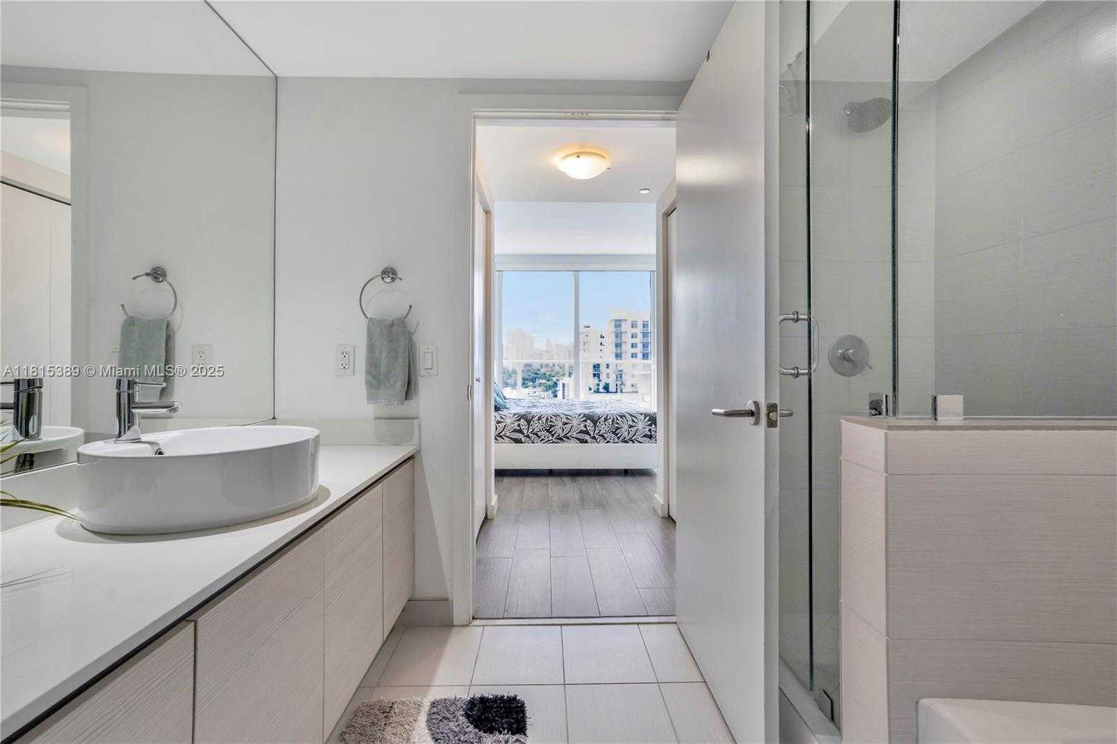 Small Image of 4250 BISCAYNE BLVD #1116, Miami Number 7