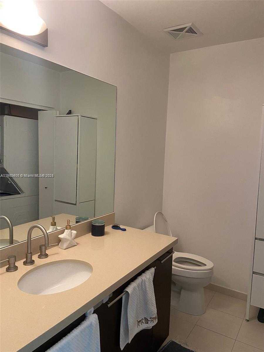 Small Image of 7928 EAST DR #702, North Bay Village Number 10