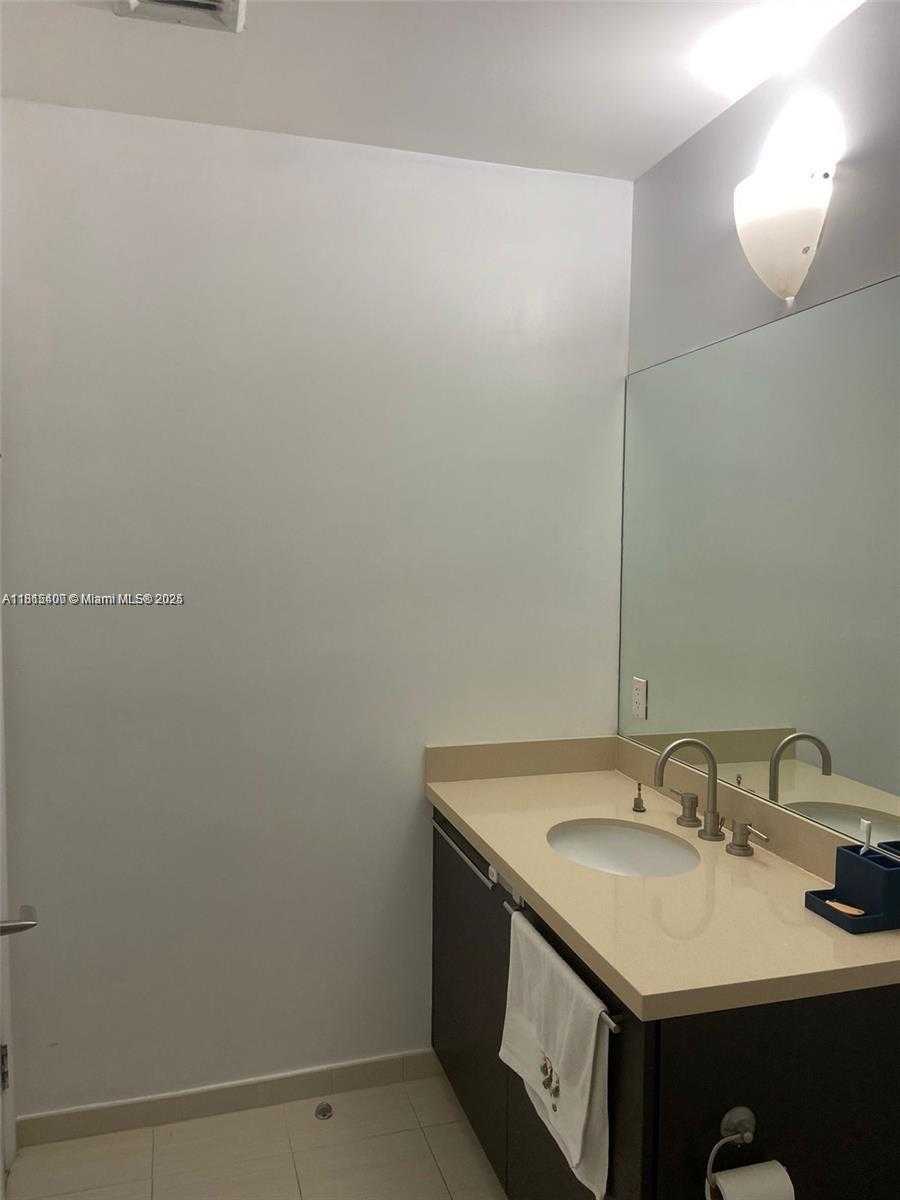 Small Image of 7928 EAST DR #702, North Bay Village Number 13