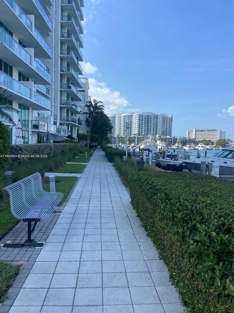 Small Image of 7928 EAST DR #702, North Bay Village Number 24