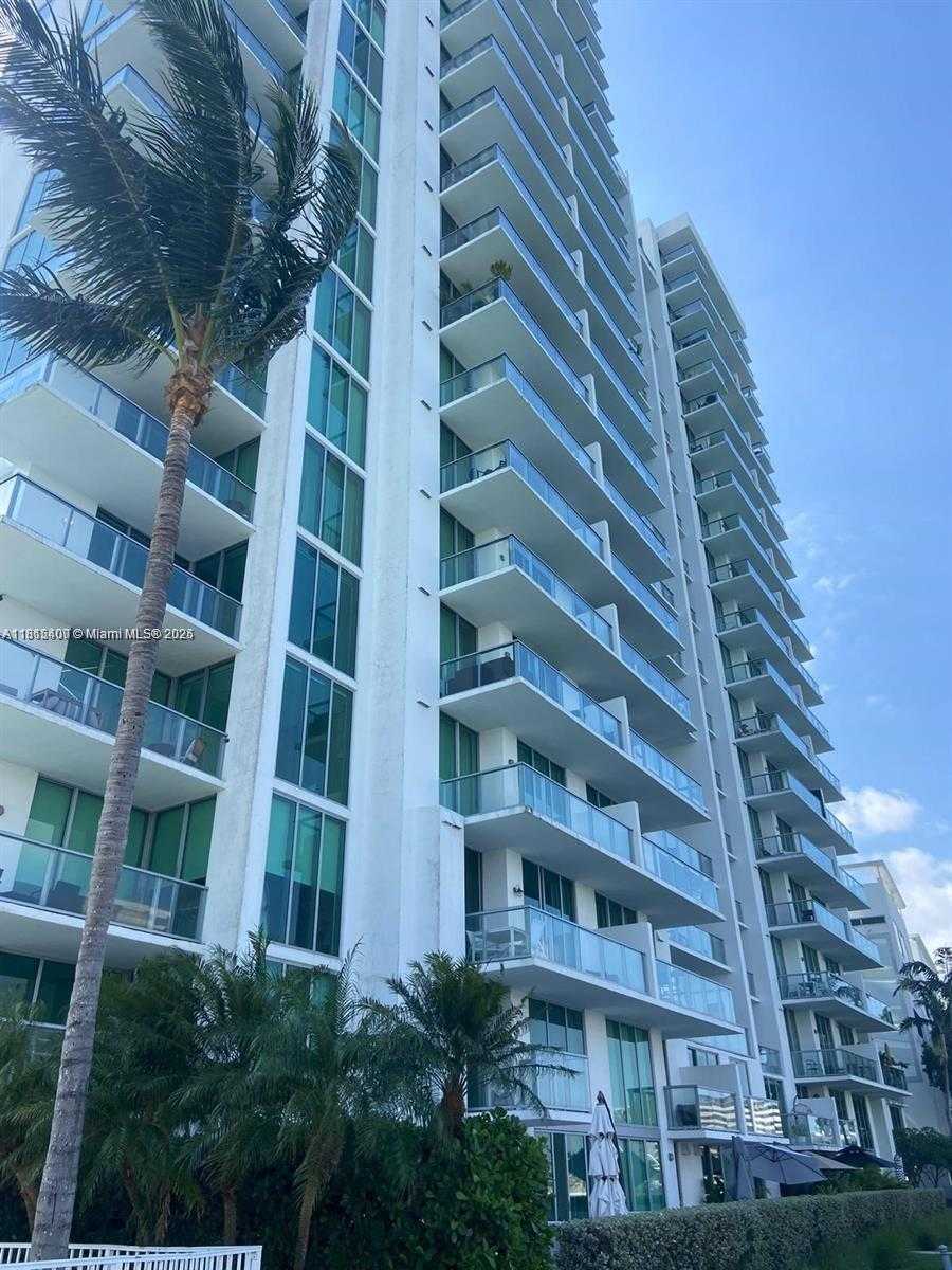 Small Image of 7928 EAST DR #702, North Bay Village Number 26