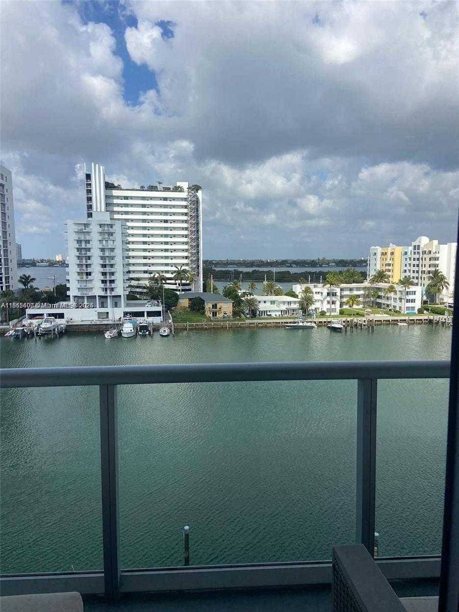 Small Image of 7928 EAST DR #702, North Bay Village Number 4