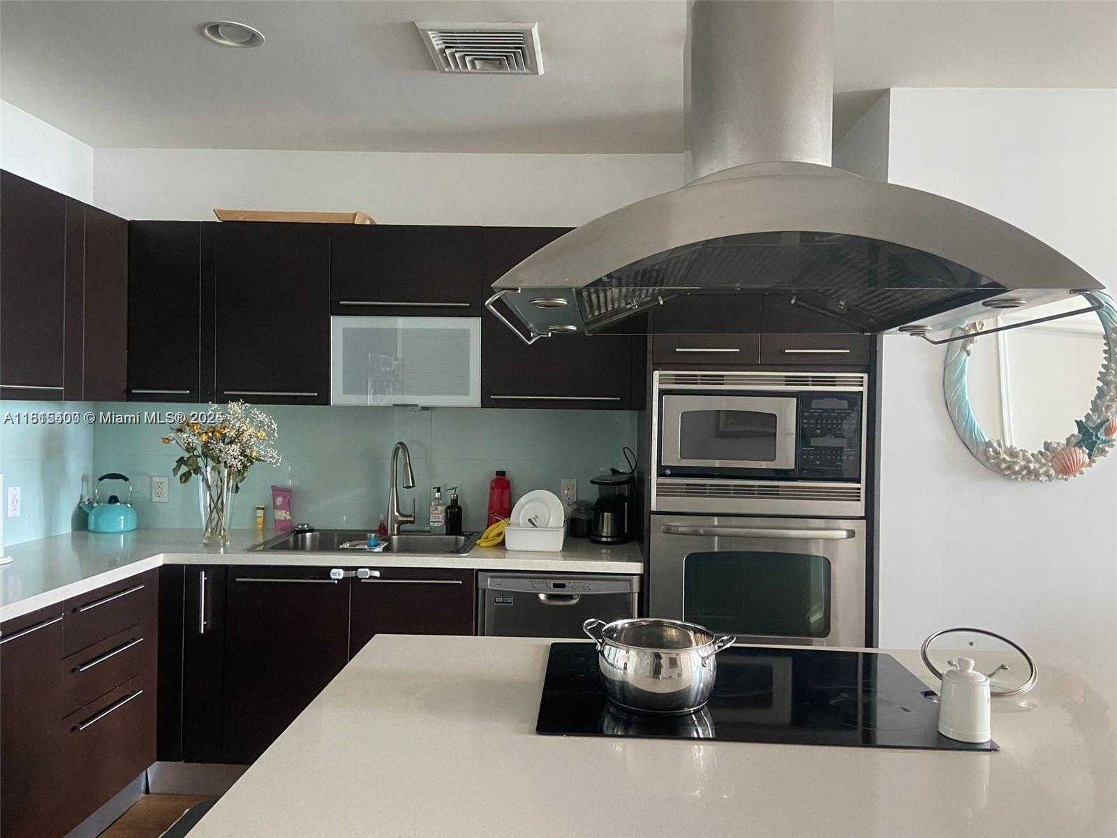 Small Image of 7928 EAST DR #702, North Bay Village Number 7