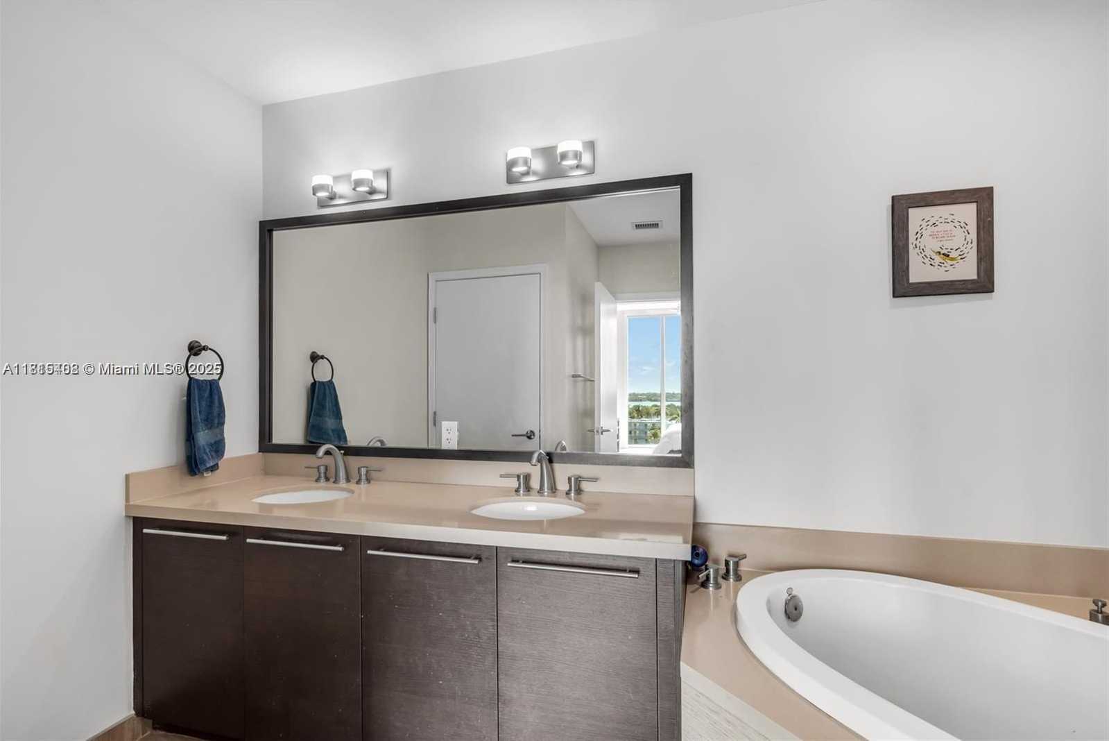 Small Image of 7928 EAST DR #708, North Bay Village Number 11