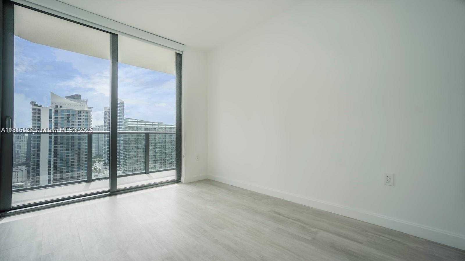 Small Image of 45 SOUTH WEST 9TH ST #3303, Miami Number 10