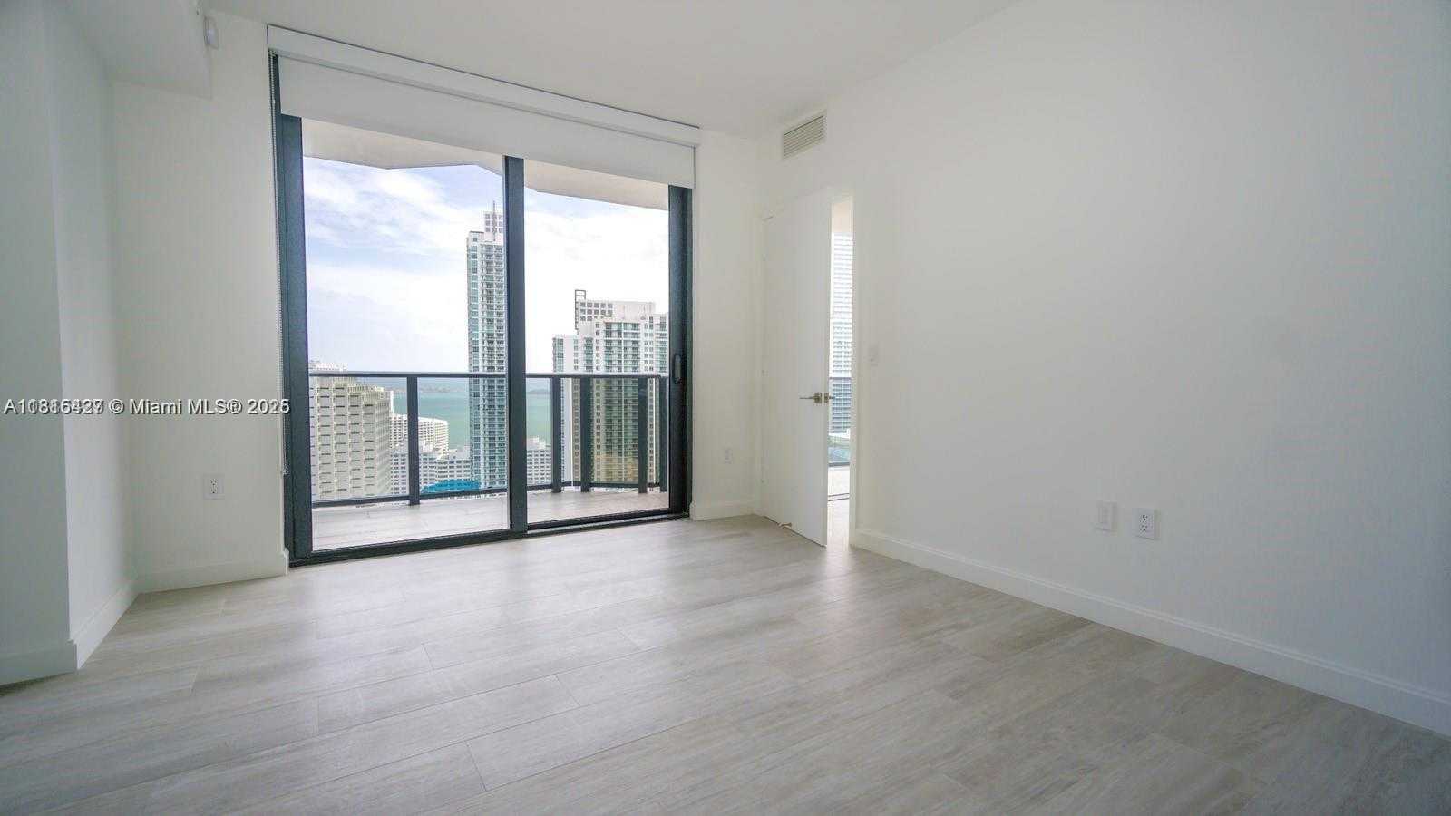 Small Image of 45 SOUTH WEST 9TH ST #3303, Miami Number 18