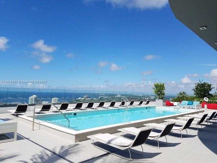 Small Image of 45 SOUTH WEST 9TH ST #3303, Miami Number 21