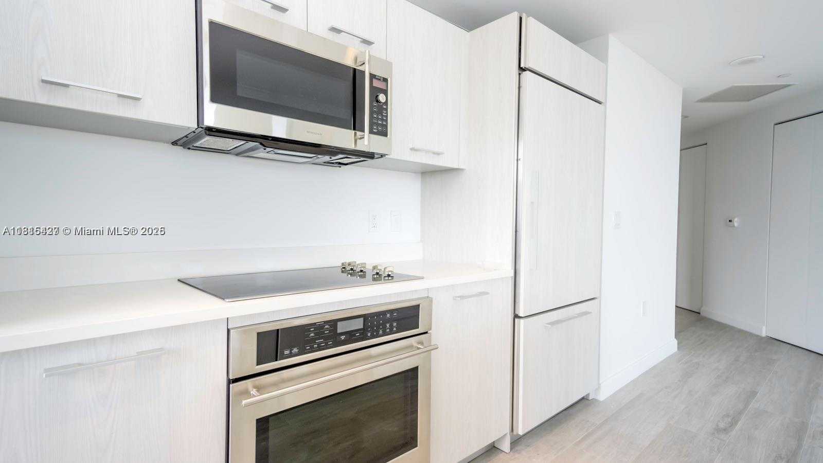 Small Image of 45 SOUTH WEST 9TH ST #3303, Miami Number 9