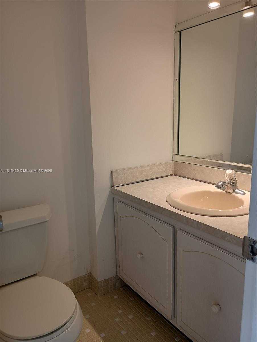 Small Image of 3750 NORTH EAST 170 #205, North Miami Beach Number 33