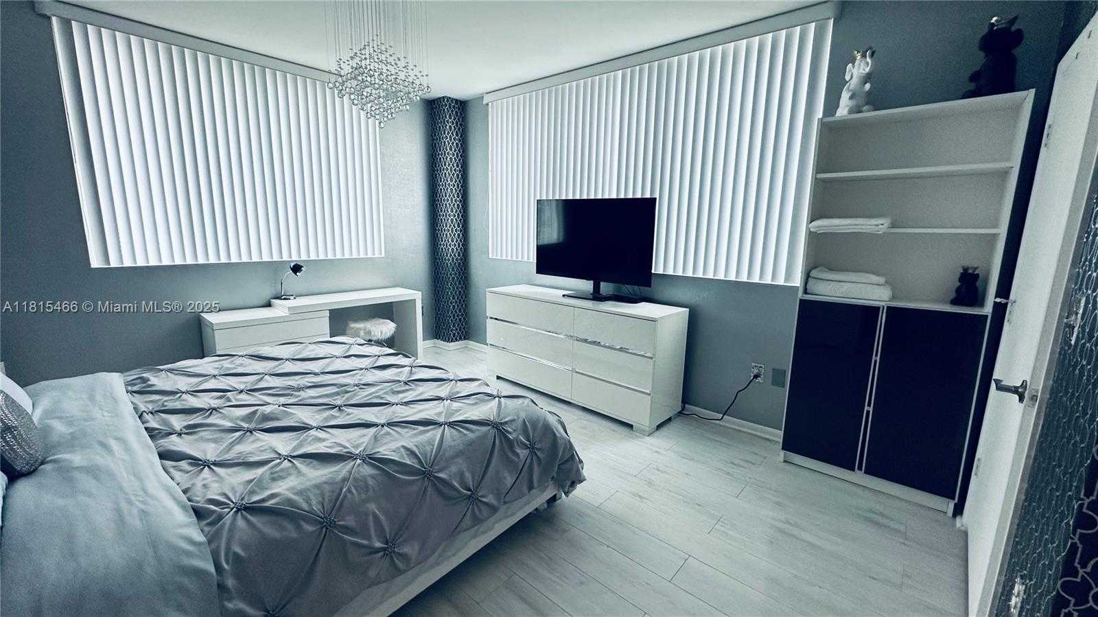 Small Image of 253 NORTH EAST 2ND ST #1602, Miami Number 12