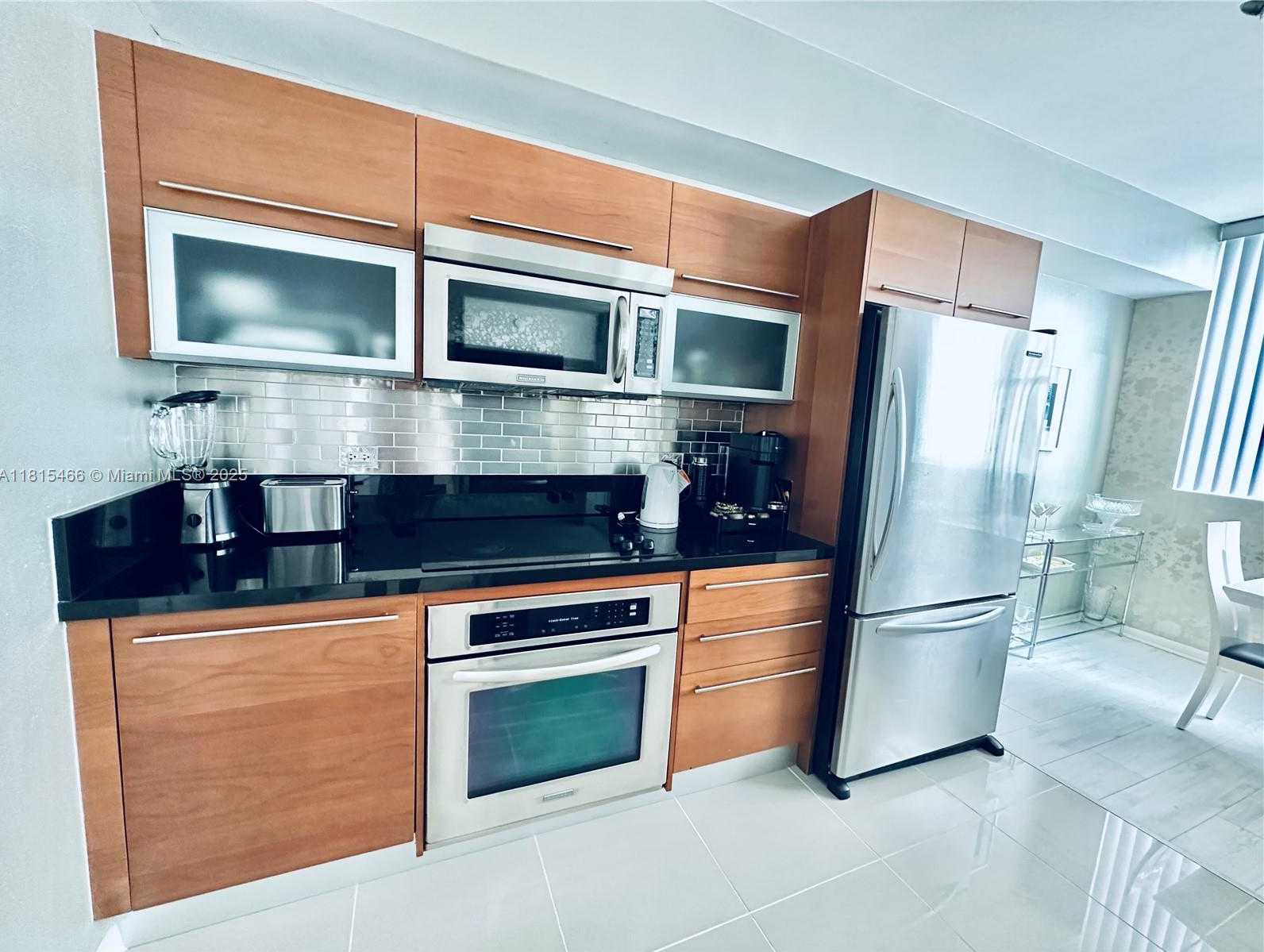Small Image of 253 NORTH EAST 2ND ST #1602, Miami Number 15