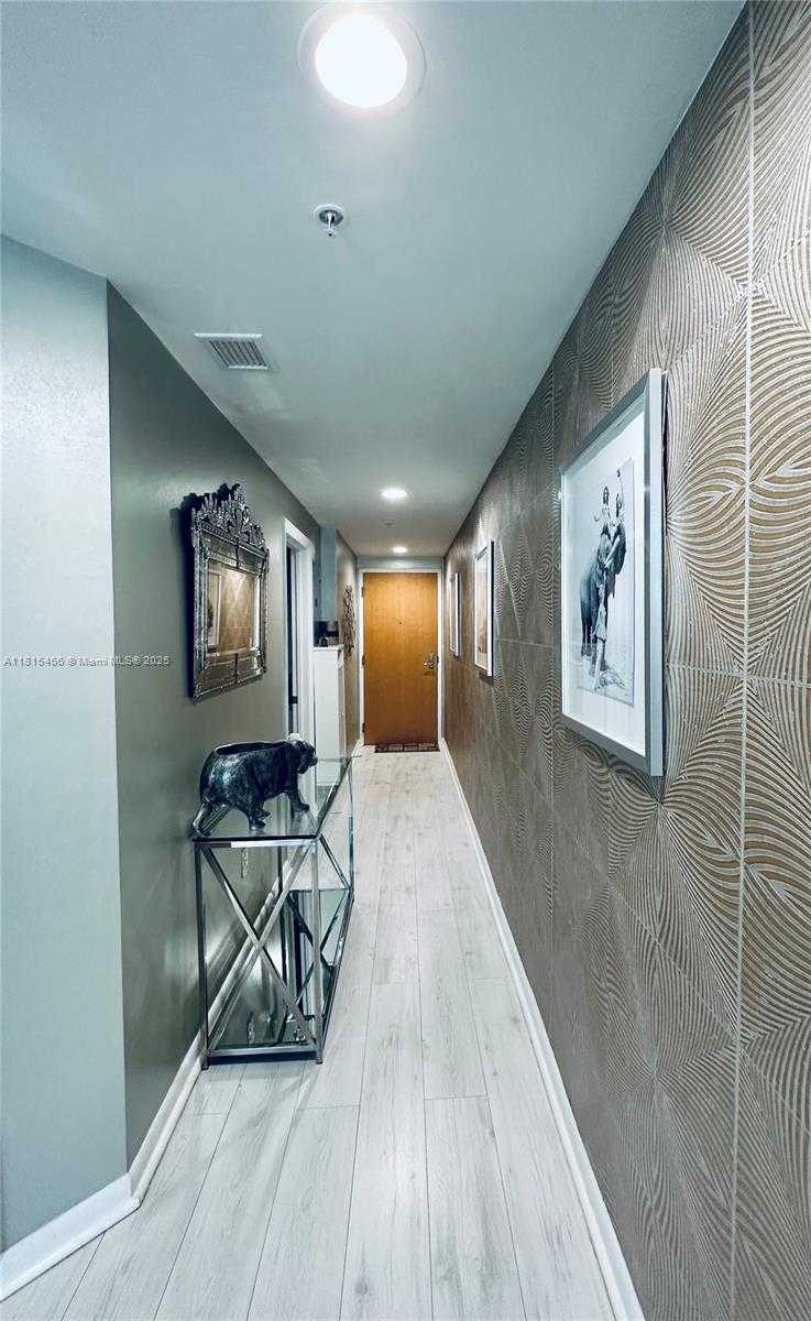 Small Image of 253 NORTH EAST 2ND ST #1602, Miami Number 26