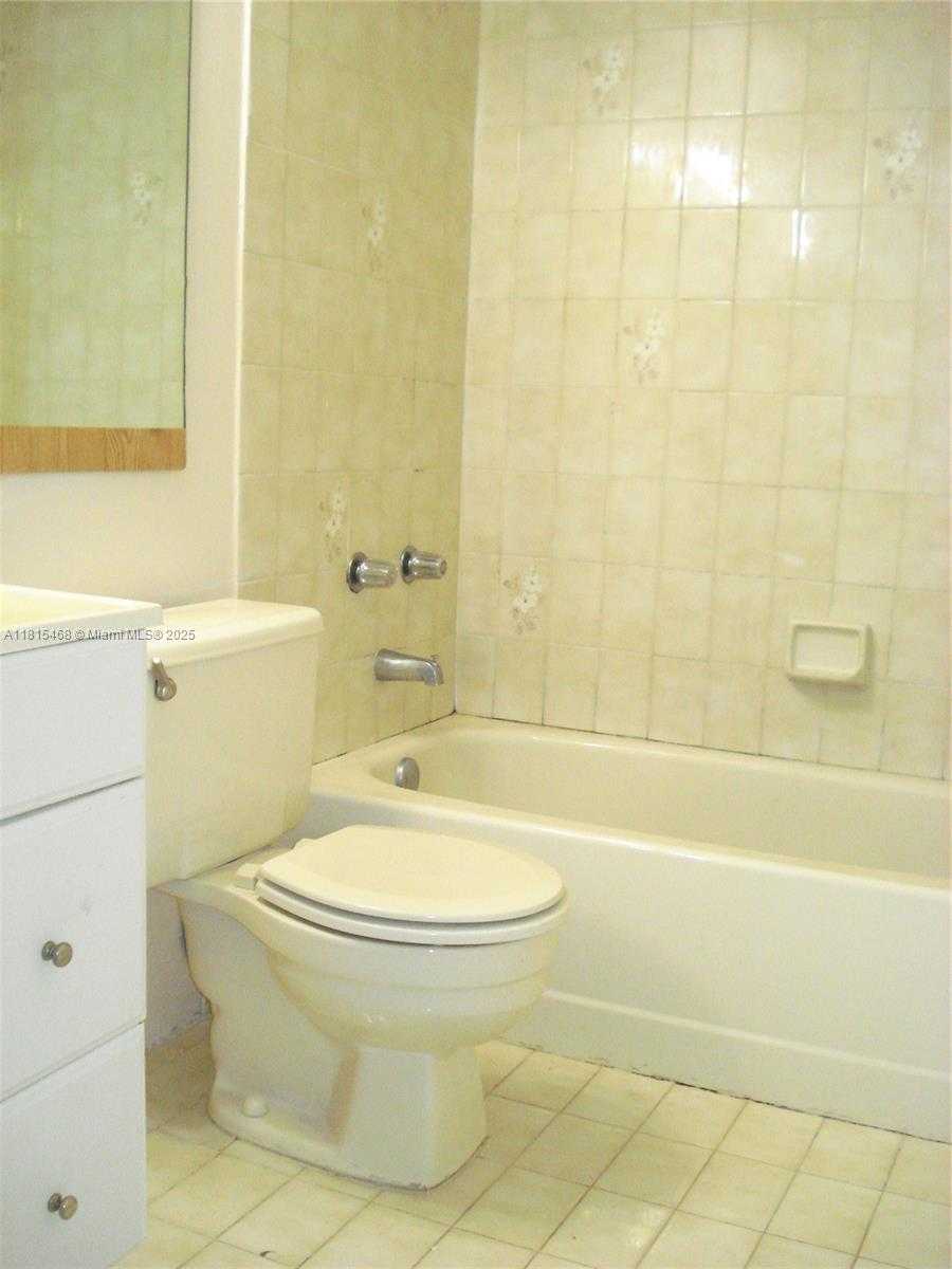 Small Image of 11790 SOUTH WEST 18 ST #124, Miami Number 16