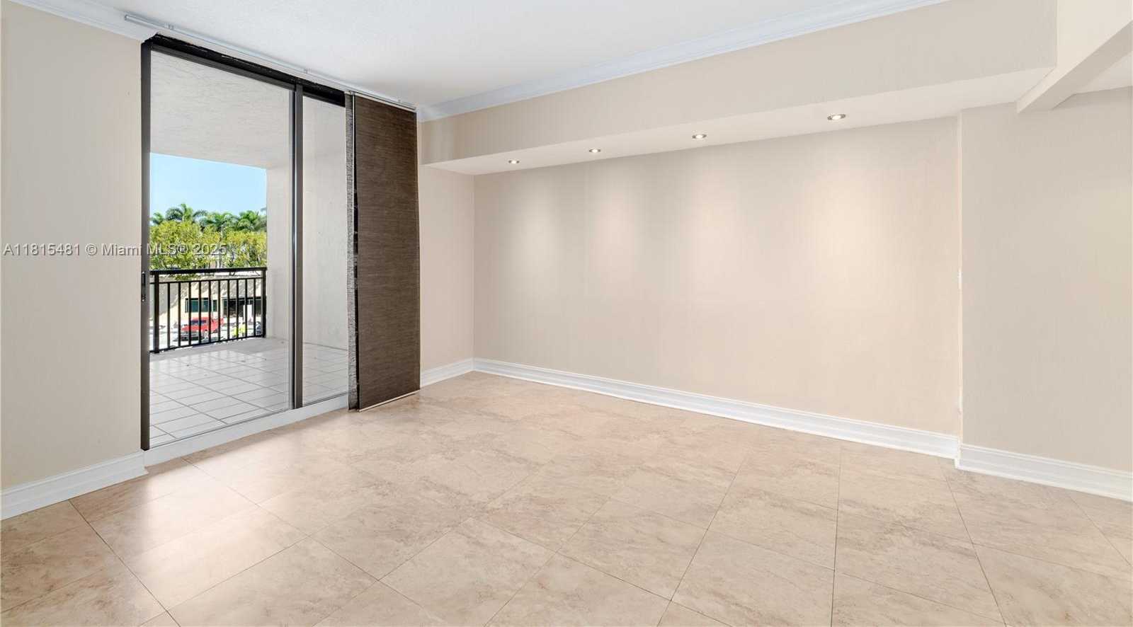 Small Image of 540 BRICKELL KEY DR #600, Miami Number 10