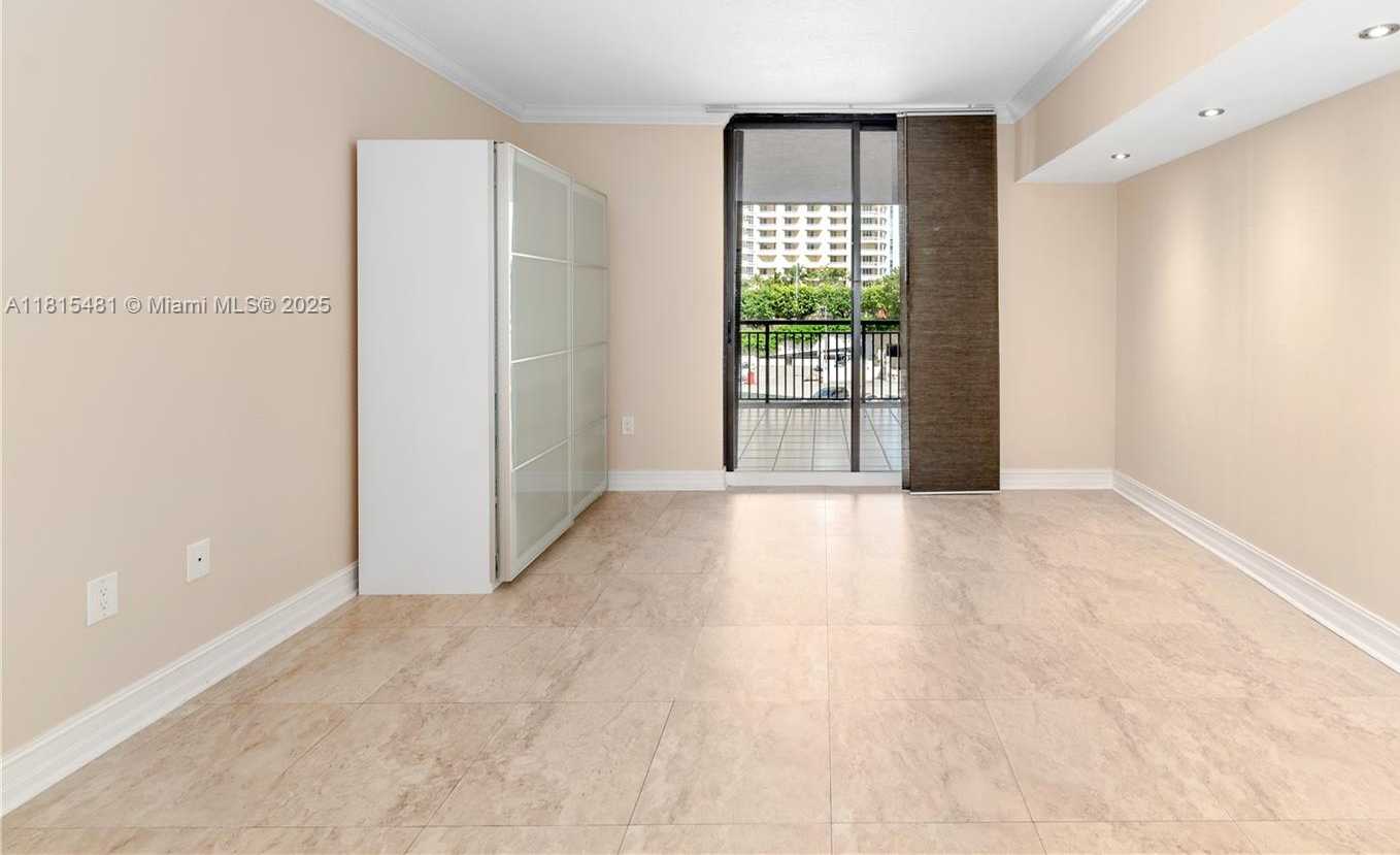 Small Image of 540 BRICKELL KEY DR #600, Miami Number 11