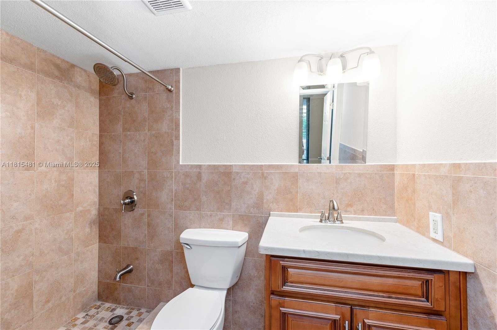 Small Image of 540 BRICKELL KEY DR #600, Miami Number 13