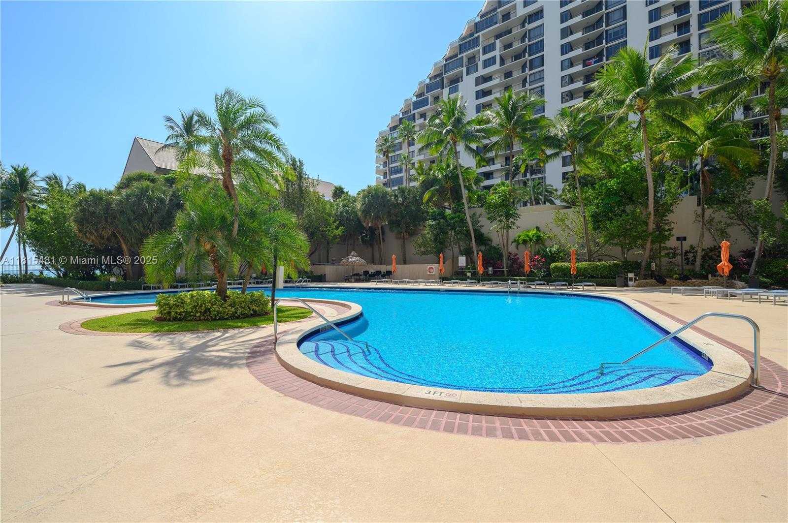 Small Image of 540 BRICKELL KEY DR #600, Miami Number 19