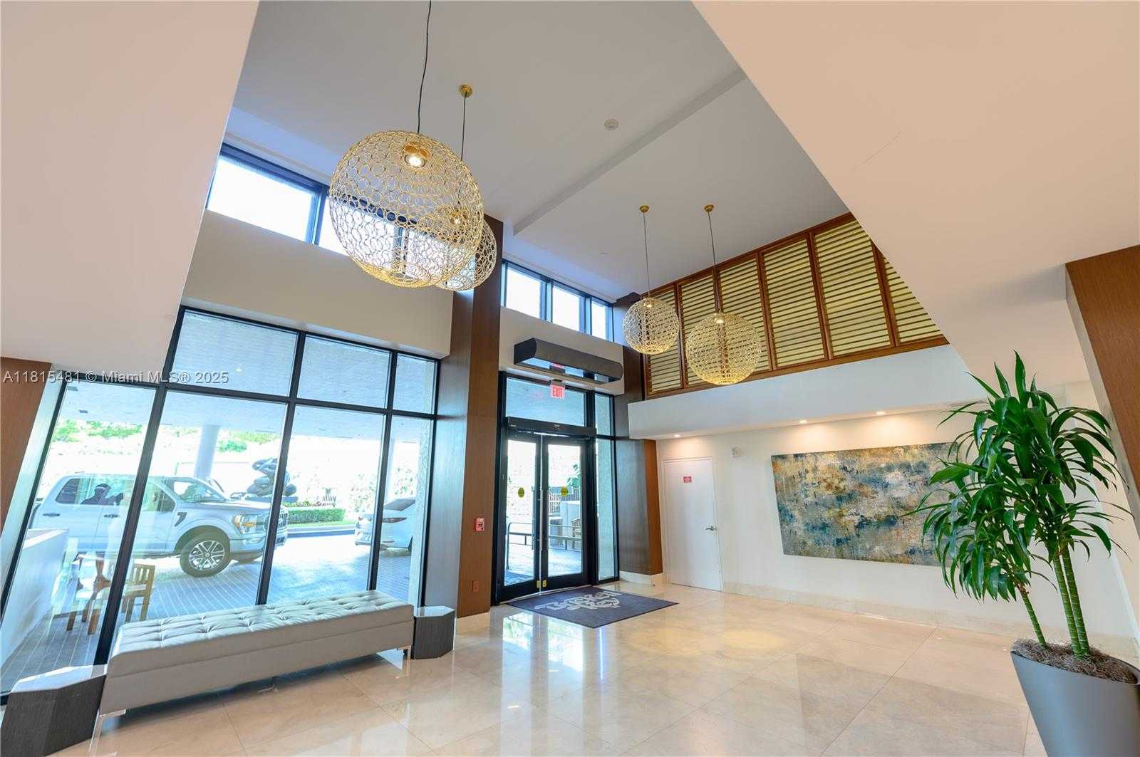 Small Image of 540 BRICKELL KEY DR #600, Miami Number 25