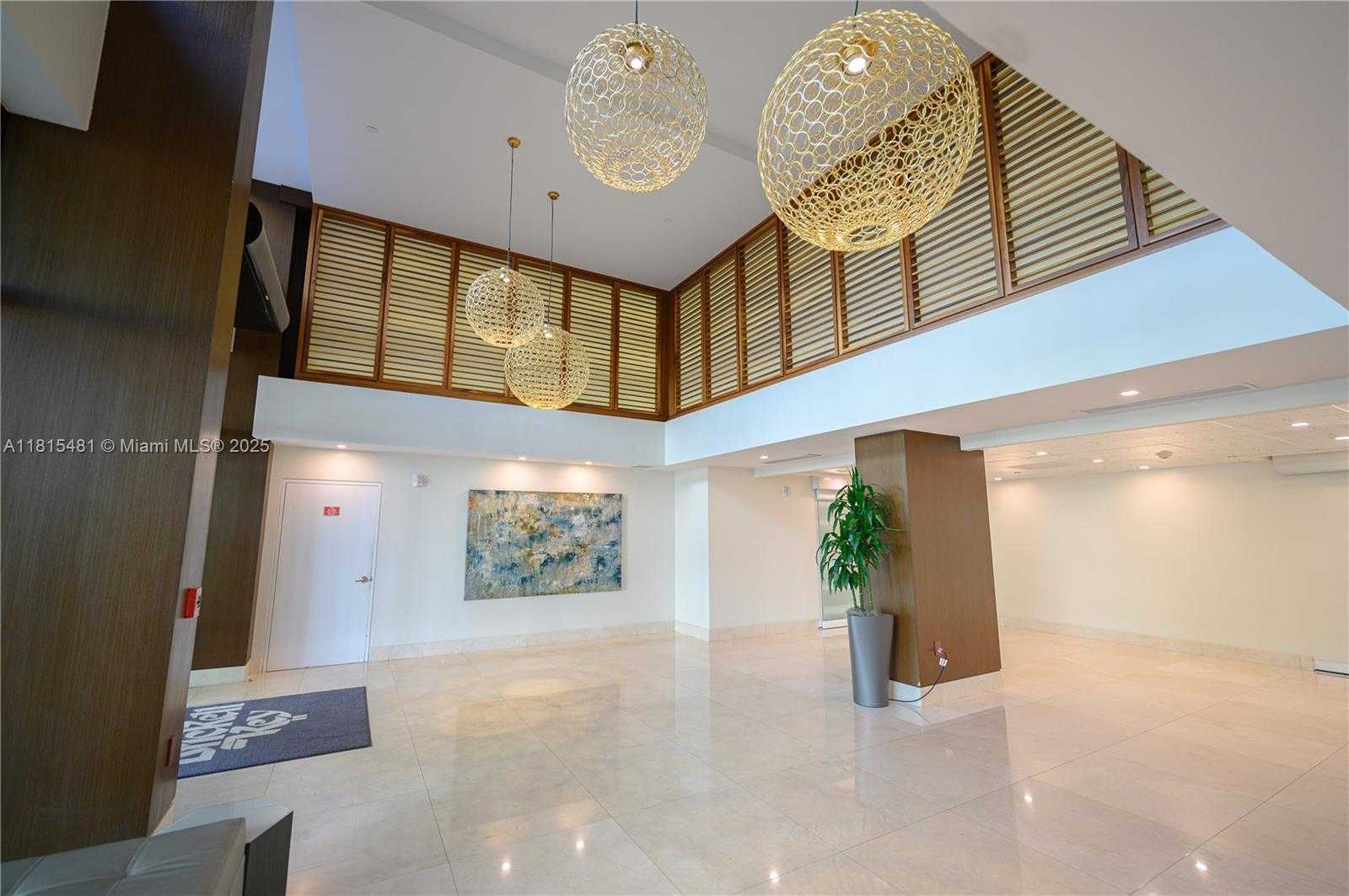 Small Image of 540 BRICKELL KEY DR #600, Miami Number 27