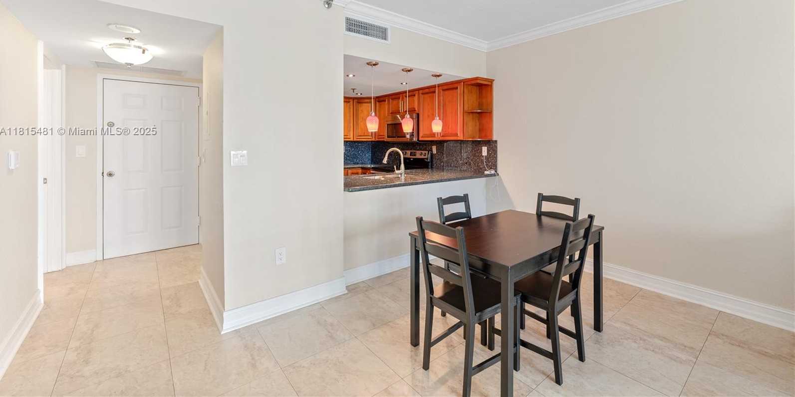 Small Image of 540 BRICKELL KEY DR #600, Miami Number 5