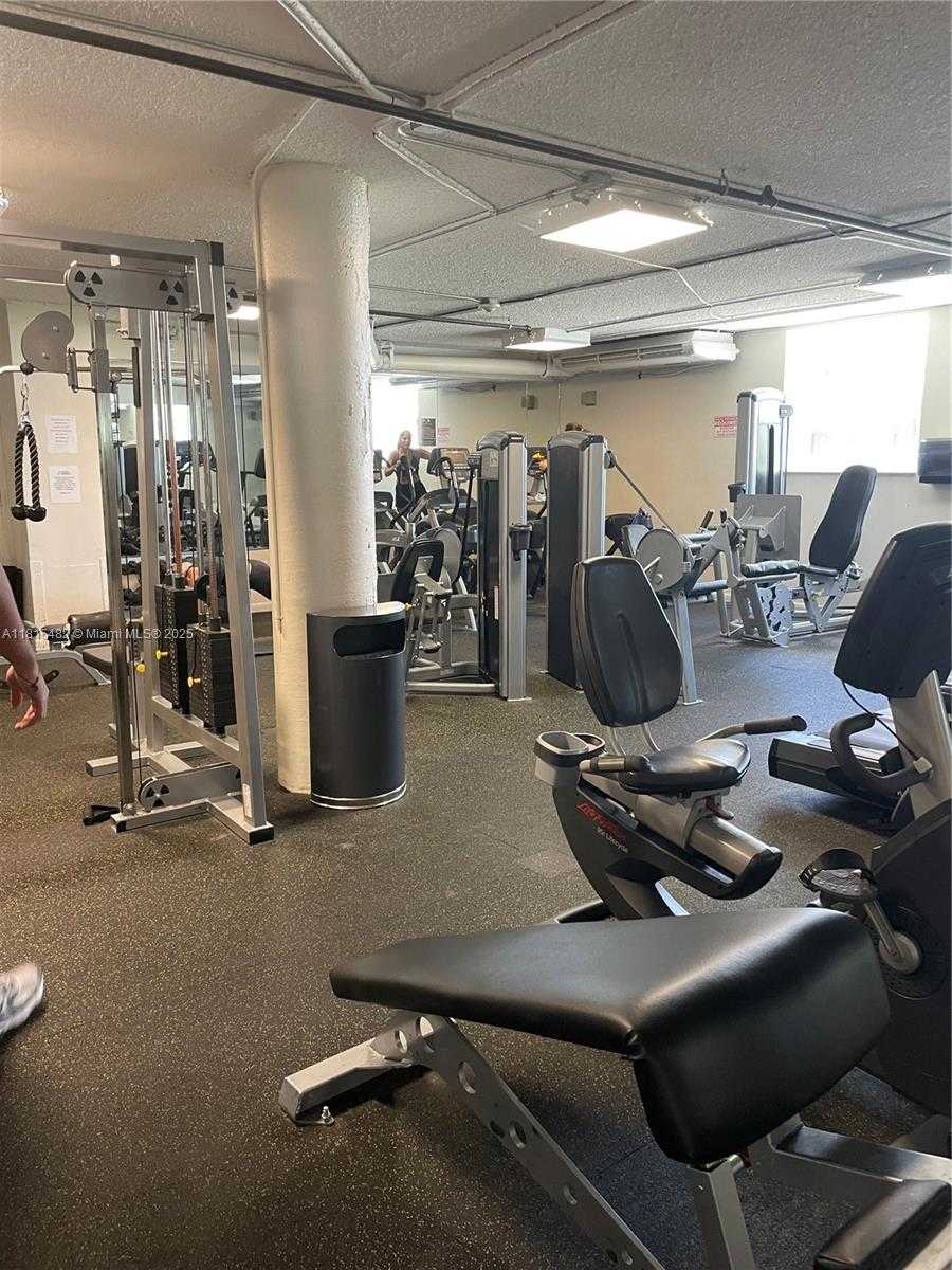 Small Image of 801 BRICKELL BAY DR #767, Miami Number 12