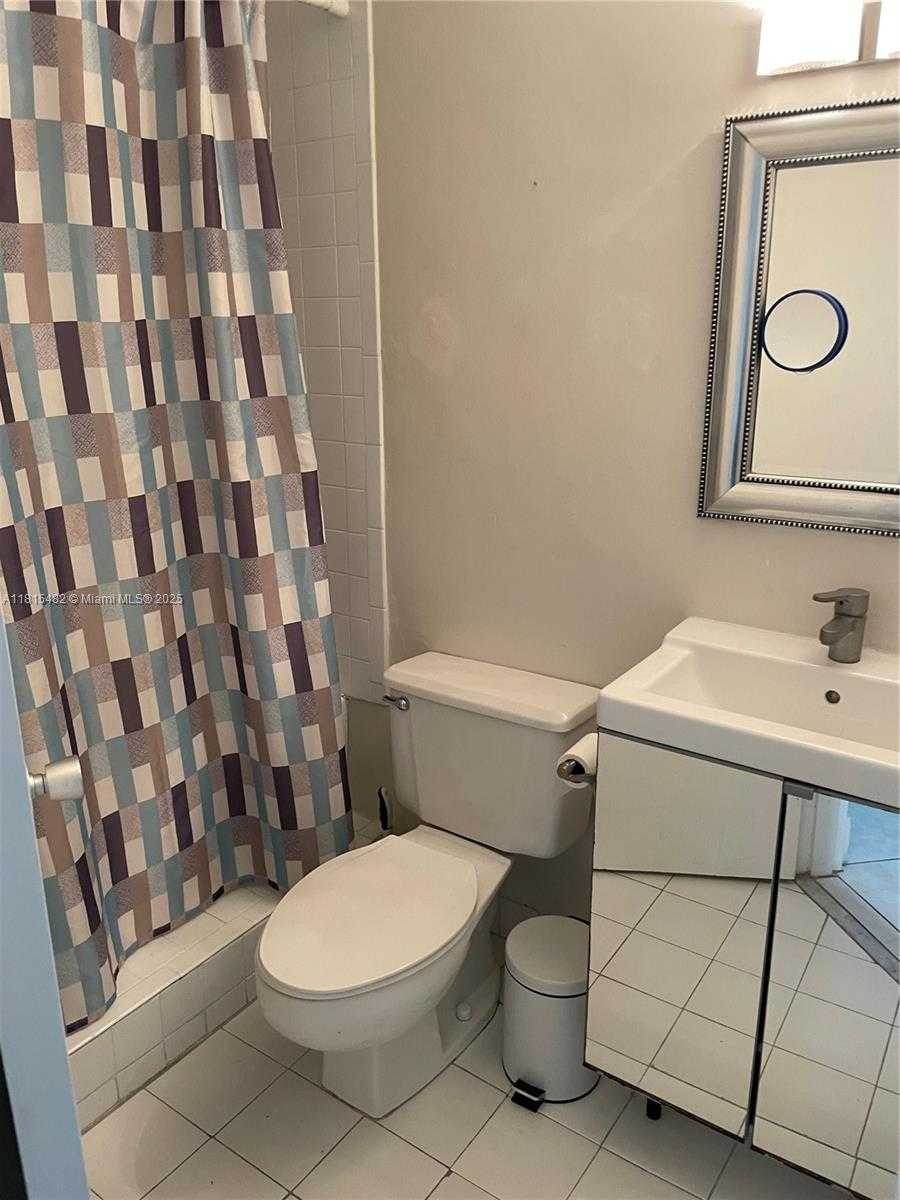 Small Image of 801 BRICKELL BAY DR #767, Miami Number 13