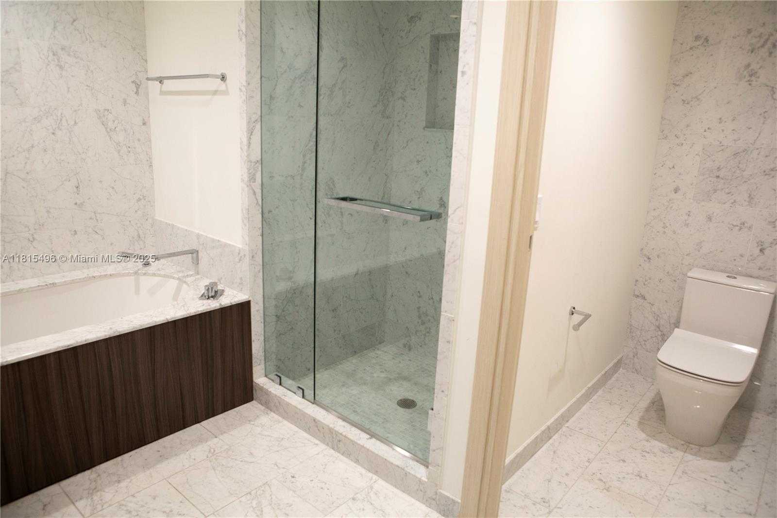 Small Image of 1000 BRICKELL PLZ #3507, Miami Number 12