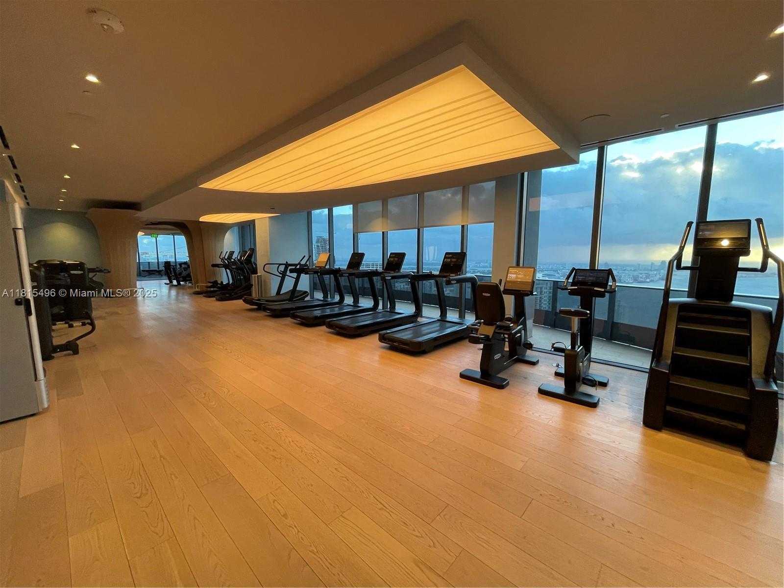 Small Image of 1000 BRICKELL PLZ #3507, Miami Number 16