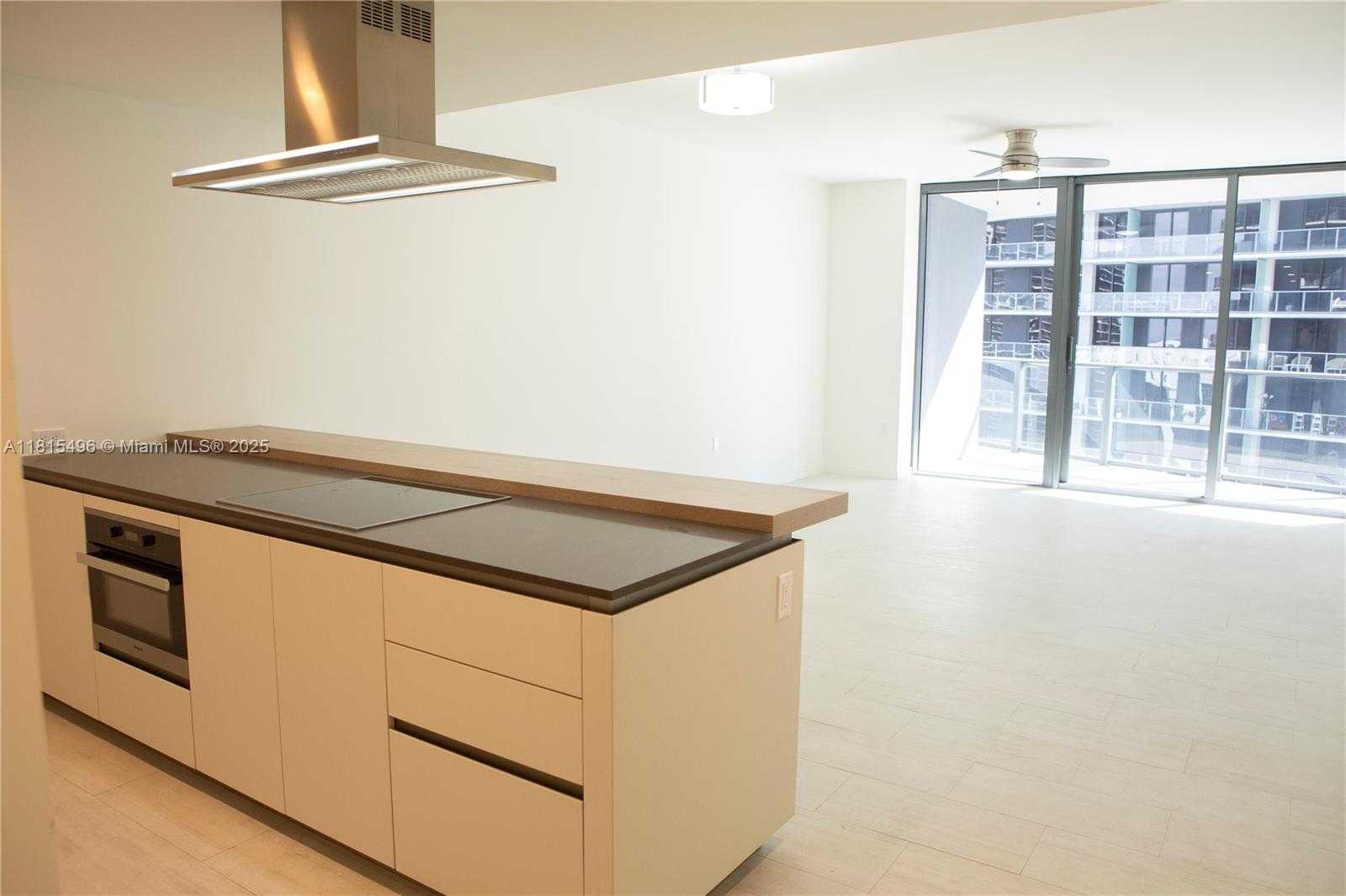 Small Image of 1000 BRICKELL PLZ #3507, Miami Number 2