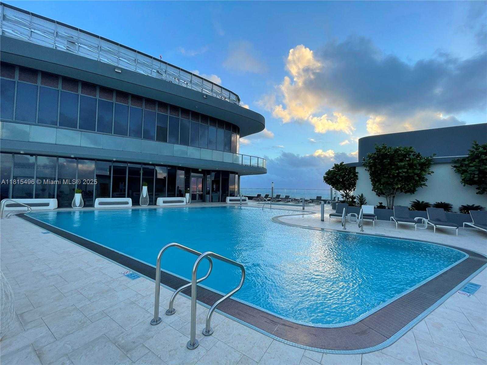 Small Image of 1000 BRICKELL PLZ #3507, Miami Number 23