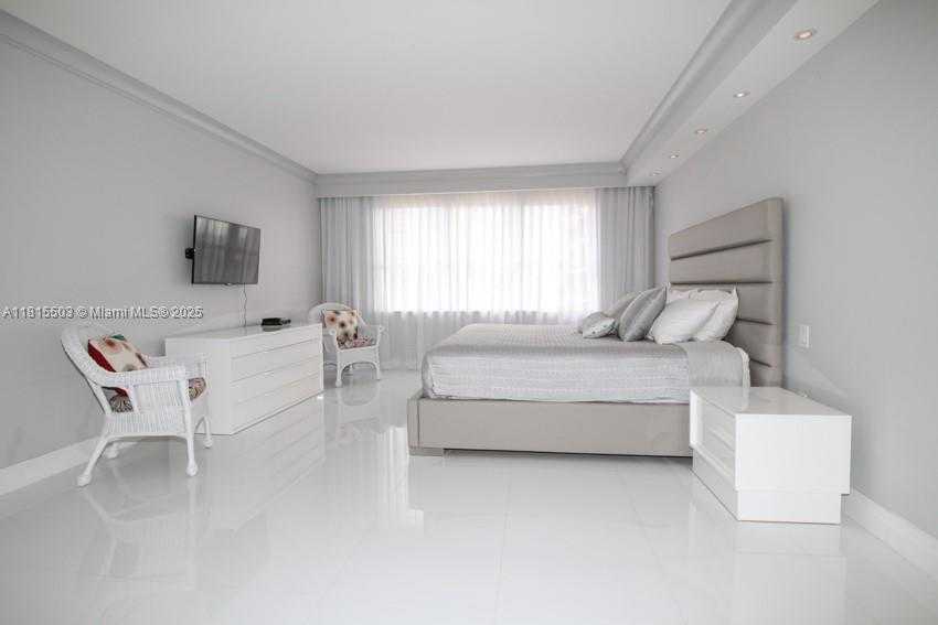 Small Image of 9801 COLLINS AVE #9W, Bal Harbour Number 18