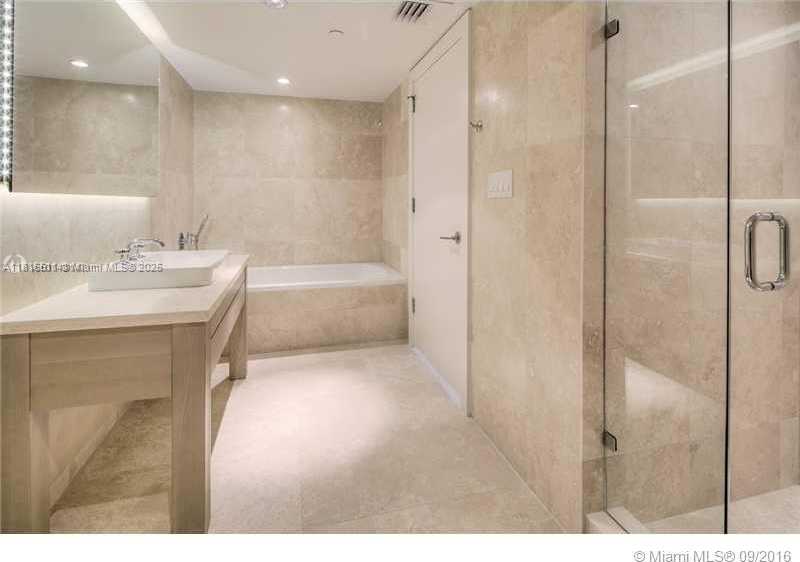 Small Image of 102 24TH ST #1112, Miami Beach Number 17
