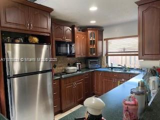 Small Image of 6528 #6528, Hialeah Number 4