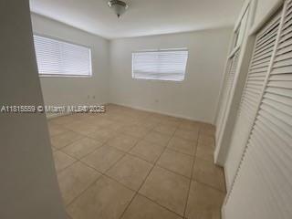 Small Image of Miami Number 5